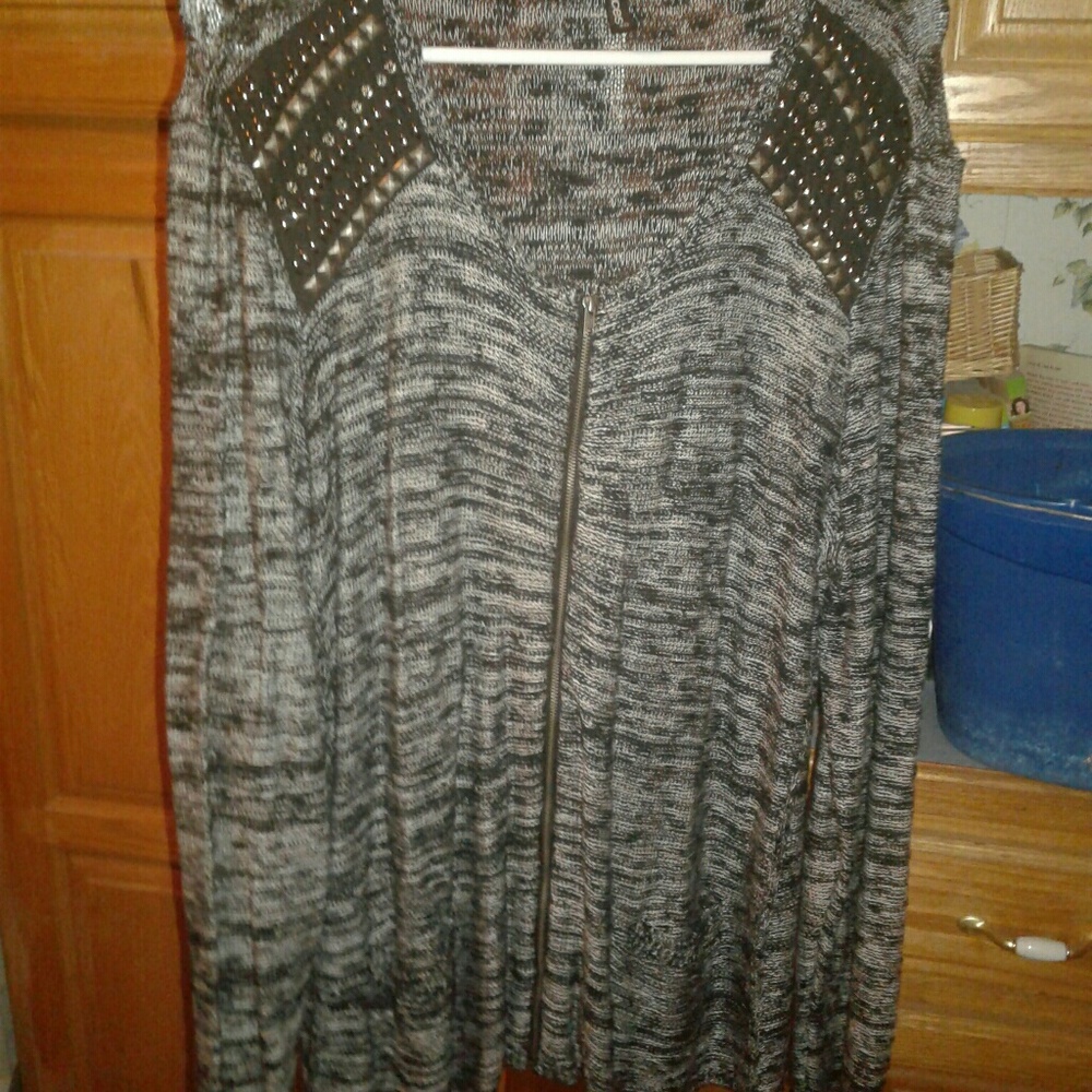 Zip up sweater